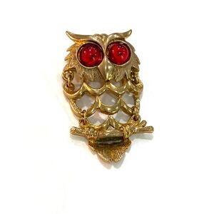 Unique vintage goldtone brooch reticulated owl pin retro 1970's red jelly eyes